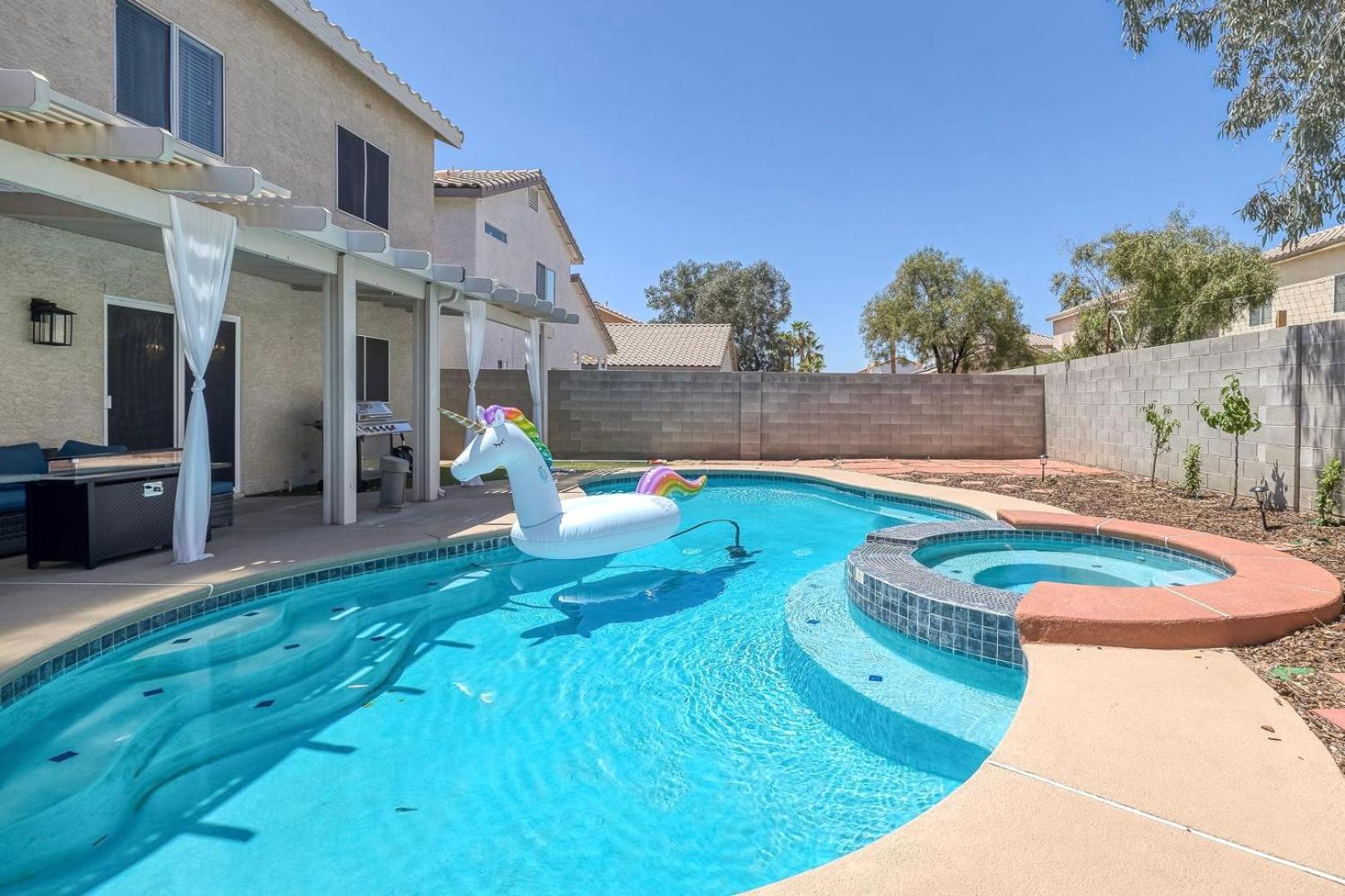 Modern Home In Las Vegas Near Strip With Pool And Jacuzzi Eksteriør bilde